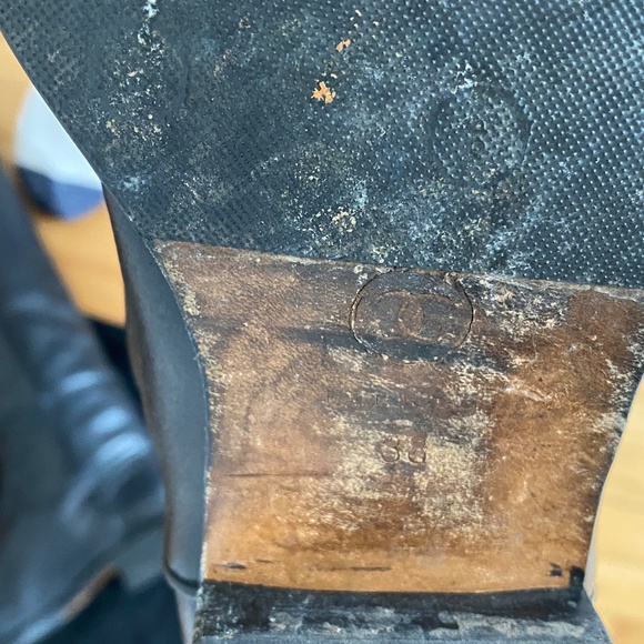 CHANEL Riding Interlocking CC Logo Riding Boots Size: 8 | IT 38 - Picture 10 of 12